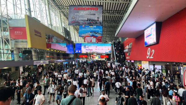 怎么配资炒股官网 商务部：本届广交会开放底色更浓，到会采购商数量高于往届，询盘积极｜稳外贸布新局